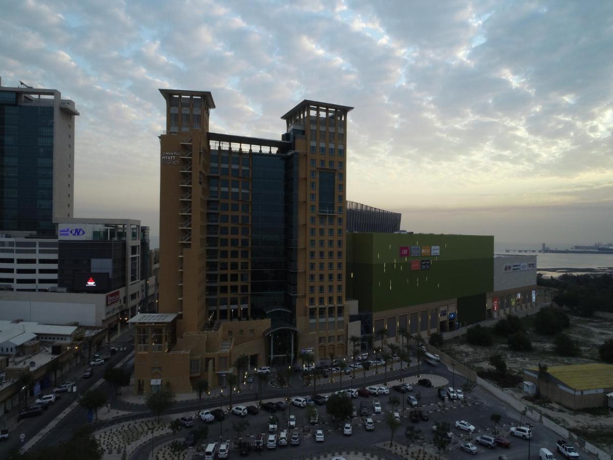 Hyatt Regency Al Kout Mall Kuwait City Exterior foto The mall in 2016