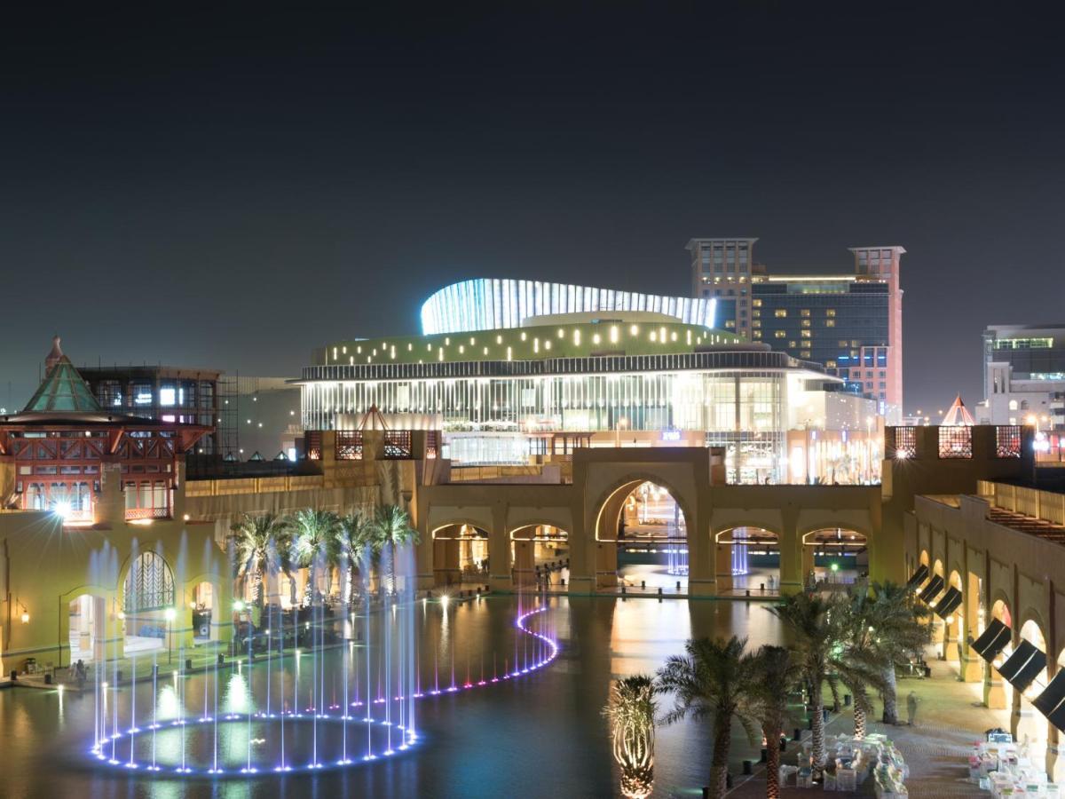 Hyatt Regency Al Kout Mall Kuwait City Exterior foto The Dubai Convention Centre